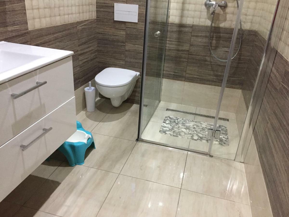Family Apartments Myto Pod Dumbierom Luaran gambar